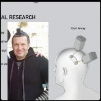 Илон Маск показал миру свинью