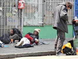 Загнивающий запад процветающая Россия