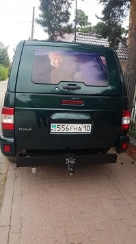 Изображения на задних бортах автомобилей