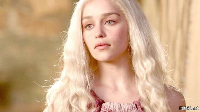 Да и матерью драконов тоже неплоха......