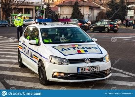 Блин с телефона плохо рассмотрел это Румыны ( сорри за ошибку