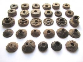 Вот немного точно пряслиц .