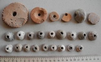 Вот немного точно пряслиц .