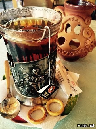 Ага. С чаем.