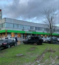 Так выглядит ПОЗОР. Застрять на уазике с подготовкой на газоне у пятерочки