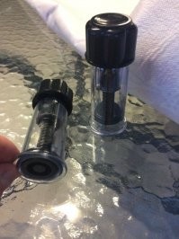 Штука, для которой предназначены эти "насосы" хоть и называется nipple, но это совсем не ниппель)) Это вообще к колесам отношения не имеет.