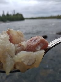 а мы чуть дальше в этом году забрались. р. Умба и Белое море. Рыбалка тоже удалась. У меня ТАКАЯ щука сошла у борта. Минут 10 боролся, раз 5 в сачек заводили, уходила. в итоге сошла( но впечатлений - море!