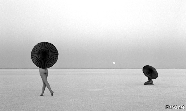 Реклама зонтиков???