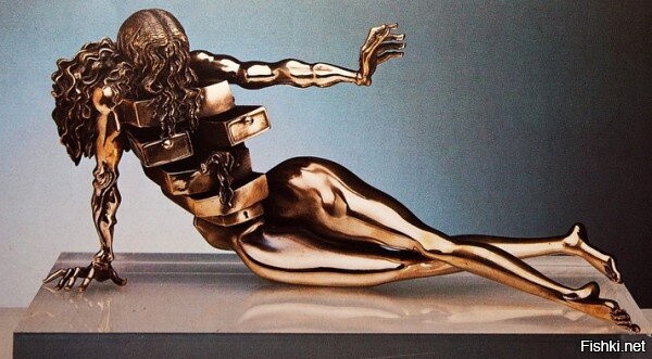 плохо вы Дали знаете