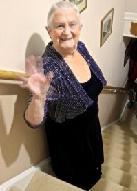 Поздравим бабулю