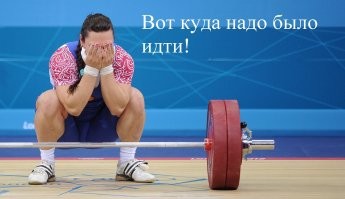 Официантка отнесла клиентам сразу 12 кружек пива
