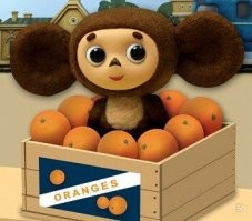 Фура засыпала китайскую магистраль апельсинами 