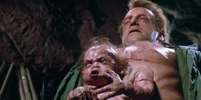 Когда колени напоминают лица плачущих младенцев