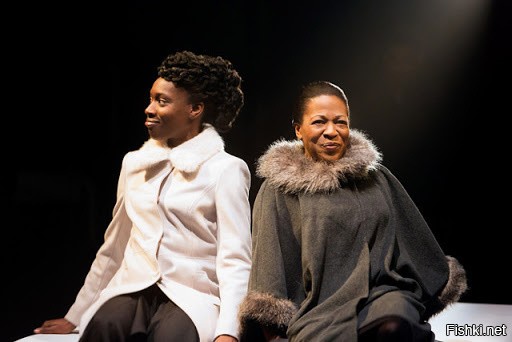 Слева - Анна Каренина, справа - графиня Вронская