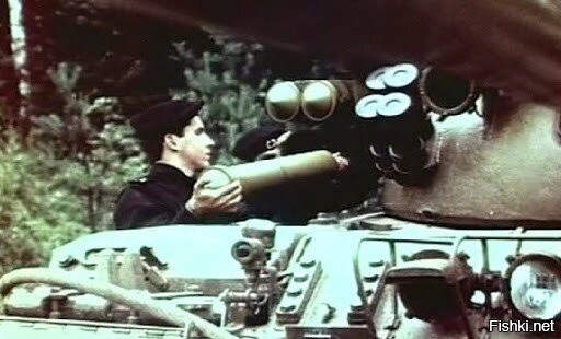 79? Танки Т-55АД серийно выпускались в СССР с 1982. Картинки не особо привлекают, пыщ-пыщ тем более