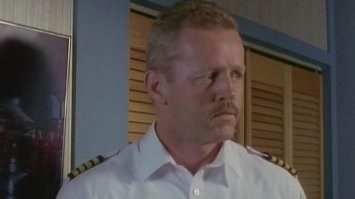 Дэвида Морса запомнил сразу и навсегда после этих "милых зверушек".
"Лангольеры" 1995 год..