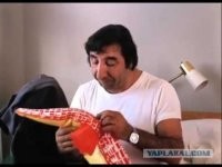 Не ищите здесь смысл. Здесь в основном маразм