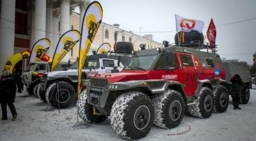 Что-то автор как-то скромненько.