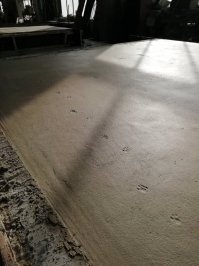 На бетонном заводе в следующий раз огребёт лопатой.