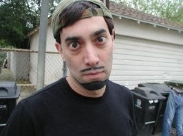 Мальчишка в сравнении с действительно великим магом и волшебником!!!