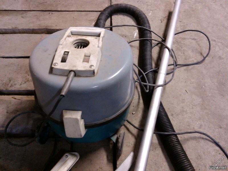 Бал такой аппарат - шумел так, что уши закладывало, но и работал исправно.