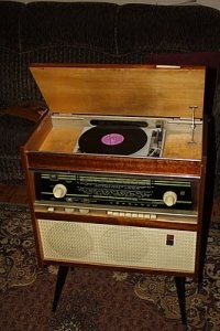 А у меня такой до сих пор хранится.