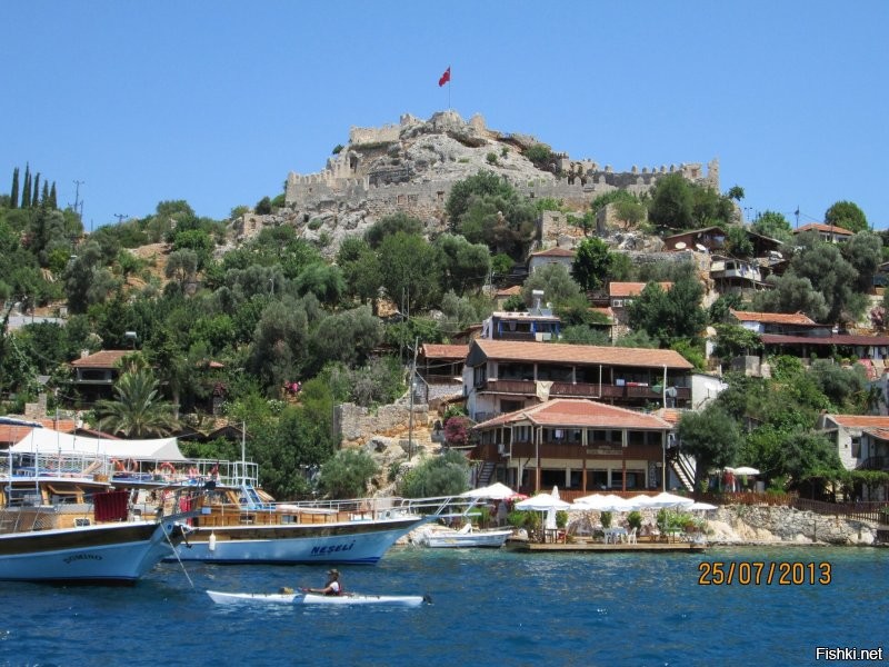 Был там. В саму деревушку нас не завозили, зато затопленные руины рассмотреть удалось хорошо. Вообще это была лучшая экскурсия, на которой я побывал в Турции.