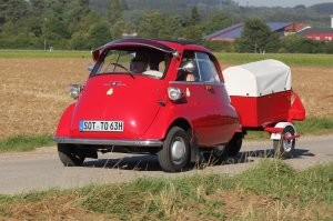 Ужас клаустрофоба: самые миниатюрные автомобили в мире