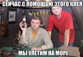 Мать учит детей жизни с помощью картонных коробок