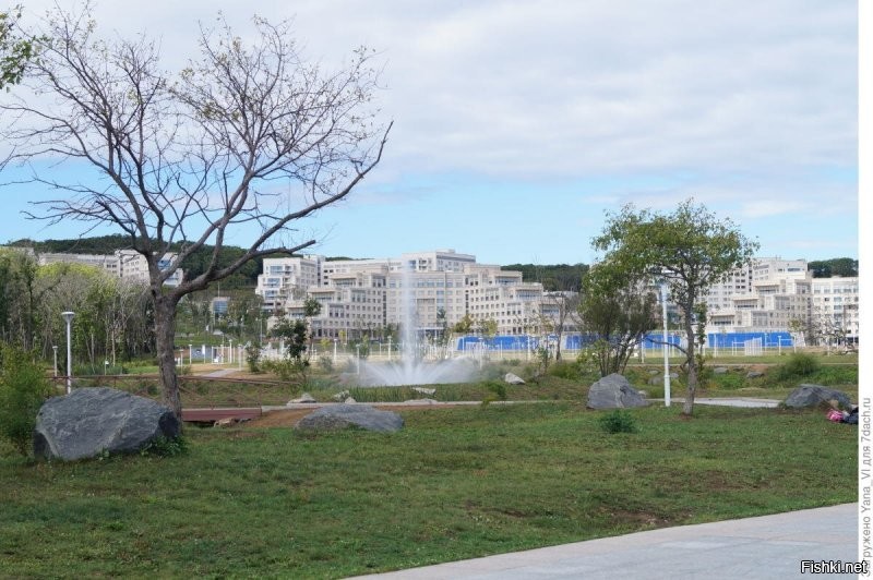 Вид на набережную Дальневосточного Федерального Университета - Владивосток