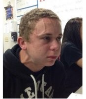 Бедняжка, как же у тебя пукан подгорает ))) Аккуратней, а то сосуды от перенапряга полопаются. 

Ты знаешь, когда цепного пса доводят до ярости, то он в этом состоянии способен укусить даже сам себя. Так что аккуратней. А то пассажиры не дождутся своего автобуса.