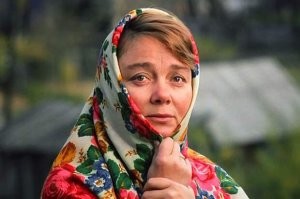 Почему-то вспомнилось: "Лю-удк! А Людк!"