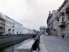 Канибал грибоедов -
 в 90х