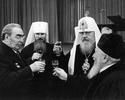 Ну еще бы при Брежневе была война с церковью.