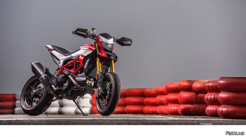 Нискоко.. Просто по совету товарищей прикупила себе DUCATI Hypermotard 939 SP.