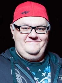 Серега тоже там)))