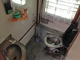 Нажимаешь на педаль, а там, шайтанамана - РЭЛЬСЫ!