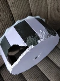 Купил я как-то хомяку колесо, классное, большое, бесшумное. Стоит как 3 таких хомяка... Так эта сволочь сожрала его.