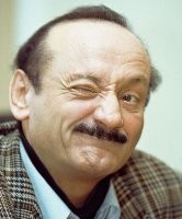 Когда умирал Фарада, на лечение деньги по телевизору собирали.
Не Минкульт, ни Полицаймако не помогли.