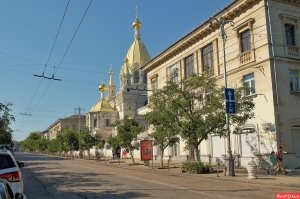 А мне нравится наша центральная улица Большая Морская