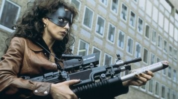 Доберман я наверное наизусть знаю ( в правильном переводе ).