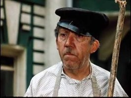 тут некоторым экземплярам прогулы в пенсионном фонде ставят, а все "девушки", хотя...