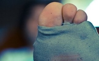 портянка грязная 
Постирать надо бы