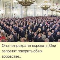 Жители Тюмени негодуют: в городе построили остановку из профлиста за 3 млн рублей