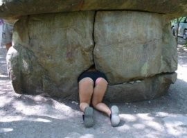 Это я так понимаю- окно для дружеского перепиха? Чтоб баба с соседнего купе могла тебе м.и.н.е.т сделать или попу выставить чтоб ты пристроился?