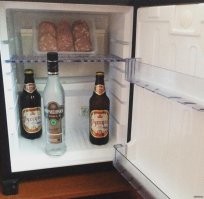 Зато минибар в этой гостинице приличный