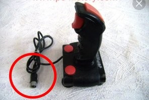 А ещё Спектрум, вообще без мыши и джойстик к ниму на "аудио" разъёме. :)