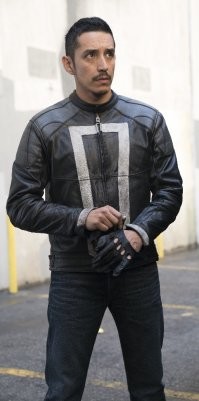 Кейдж на мотоцикле, на машине вот этот