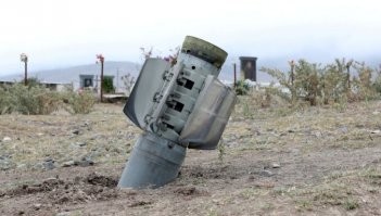 Да уже похрену , пусть уж лучше в этом всё случится ! Вон саркофаг вскрыли и понеслось ! Карабах !!! Киргизия !!!