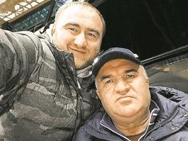 тут на 30 ярдов + заказные убийства....иииии
"Суд решил продлить меру пресечения в виде содержания под стражей Арашуковым до 24 июля", - рассказала Анна Ставицкая, слова которой приводит ТАСС
сейчас октябрь.....и НИКАКИХ НОВОСТЕЙ про этих ребят...